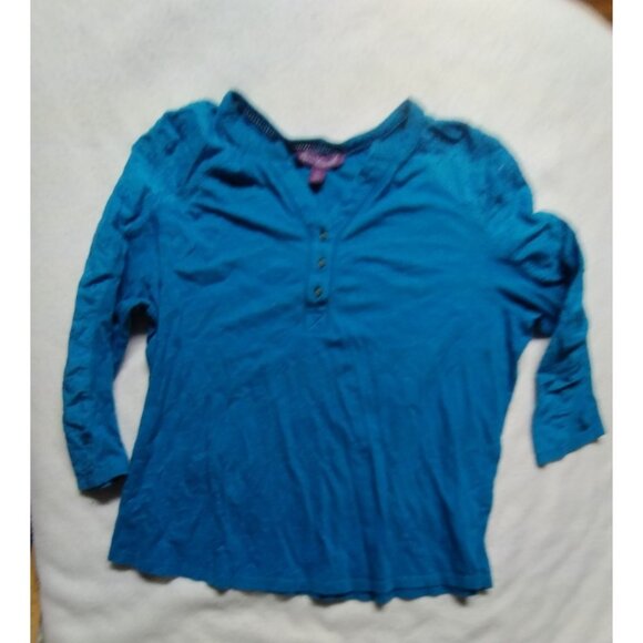 Gloria Vanderbilt Women's XXL Blue Button-Front Flower Eyelet Accent Top - Picture 2 of 7